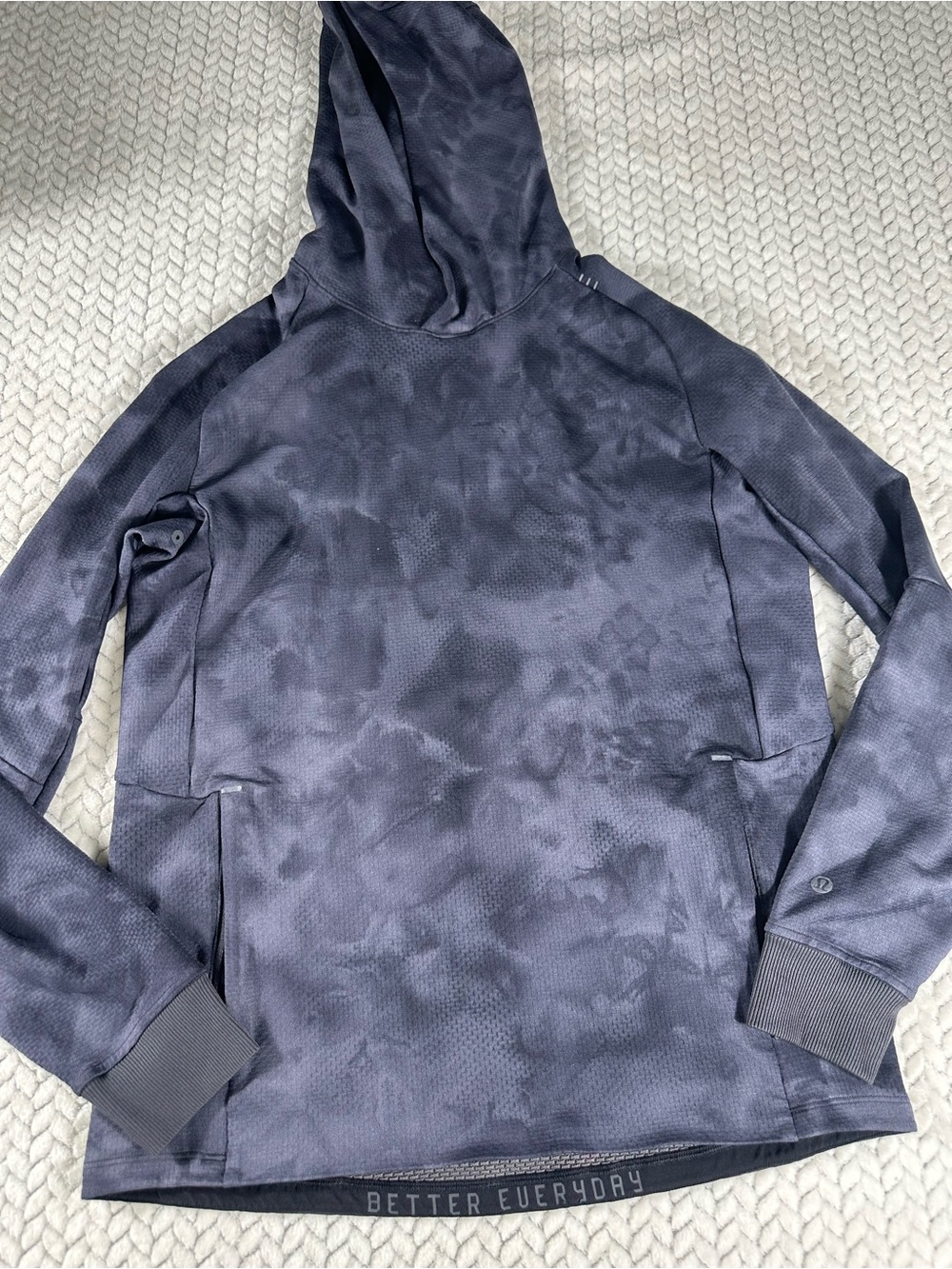 Lululemon City Sweat Pullover Hoodie Mens S Small  Black/gray stretch sweatshirt